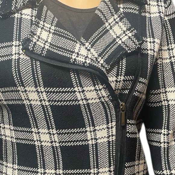 Chaps black & off white full zipper jacket, size Large - Picture 4 of 5